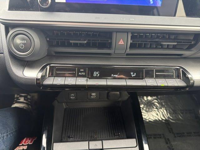 2025 Toyota Prius LE (Natl)