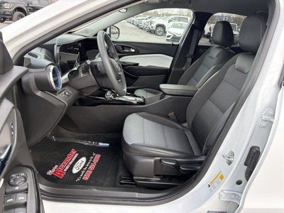 2025 Chevrolet Trax FWD 4dr LT