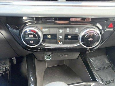 2025 Chevrolet Trax FWD 4dr LT