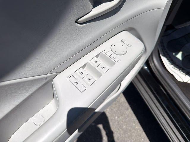 2025 Hyundai KONA SEL AWD
