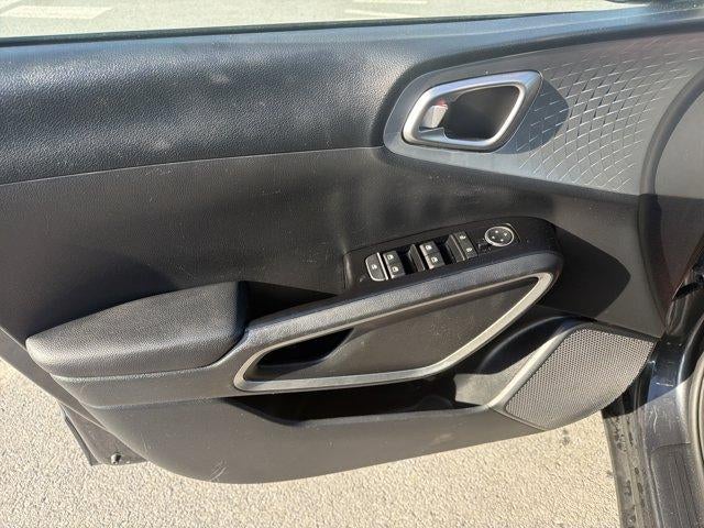 2024 Kia Soul LX IVT