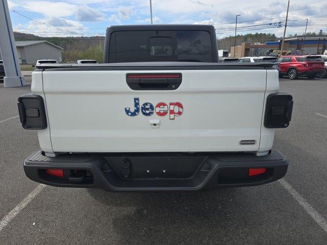 2023 Jeep Gladiator Overland 4x4 *Ltd Avail*