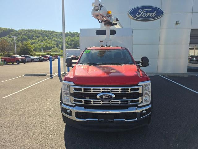 2023 Ford Super Duty F-550 DRW XLT 4WD Reg Cab 145" WB 60" CA