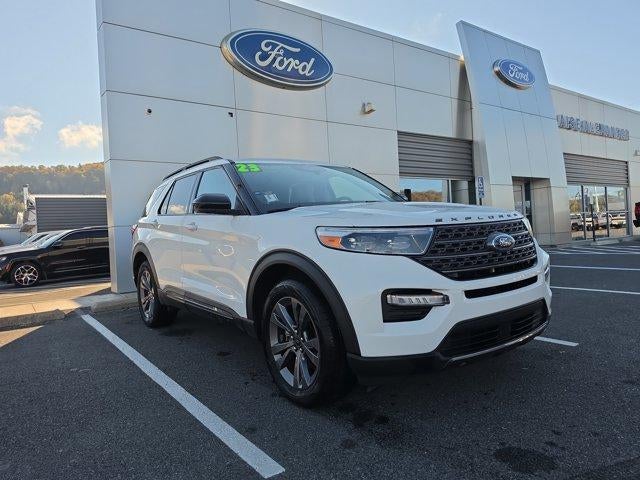 2023 Ford Explorer XLT 4WD