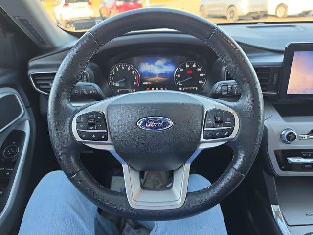 2023 Ford Explorer XLT 4WD