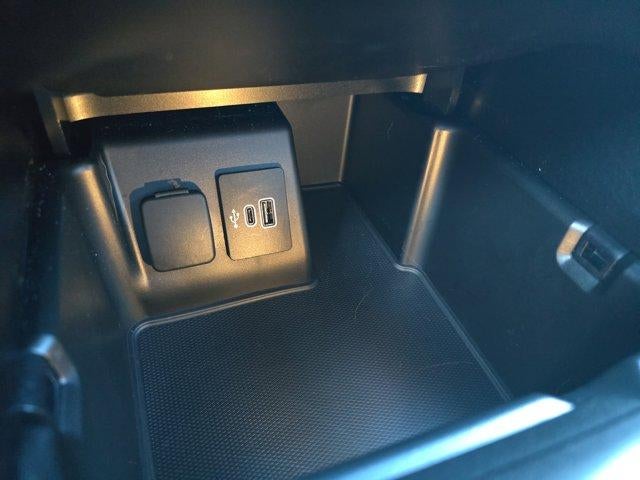 2025 Ford Explorer Active RWD