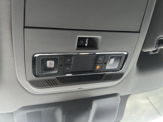 2024 Ford Super Duty F-250 SRW LARIAT 4WD Crew Cab 6.75' Box