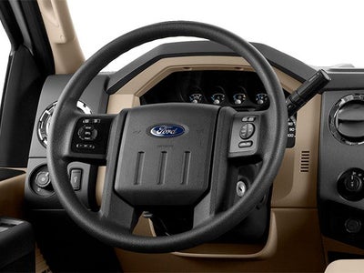 2014 Ford Super Duty F-350 SRW 4WD Crew Cab 6-3/4 Ft Box XL