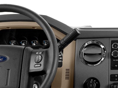 2014 Ford Super Duty F-350 SRW 4WD Crew Cab 6-3/4 Ft Box XL
