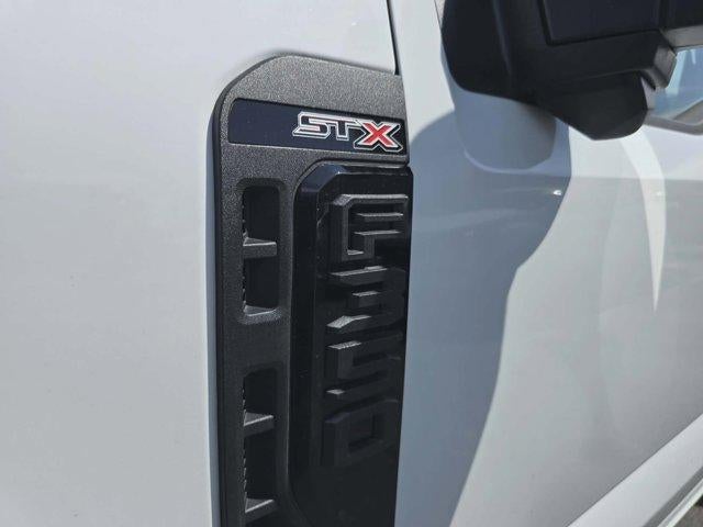 2023 Ford Super Duty F-350 SRW XL 4WD Crew Cab 6.75' Box