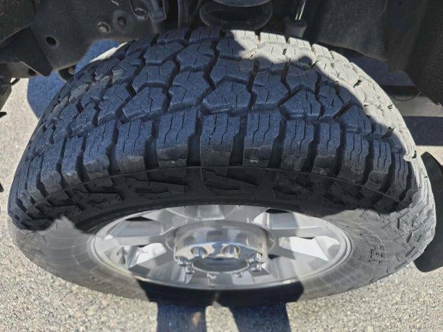 2012 Ford Super Duty F-350 SRW 4WD Crew Cab 6-3/4 Ft Box Lariat