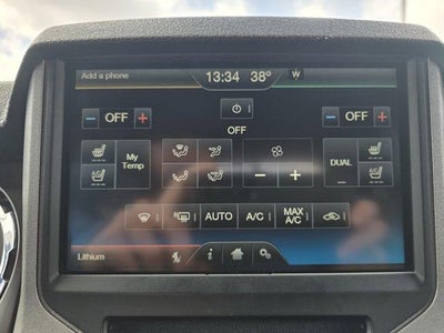 2016 Ford Super Duty F-350 SRW 4WD Crew Cab 6-3/4 Ft Box Lariat