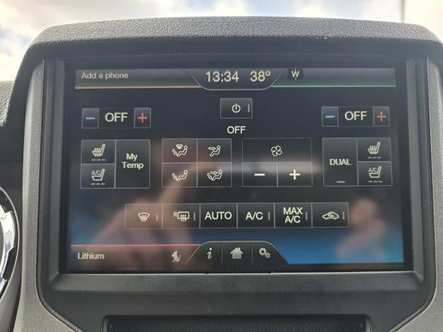 2016 Ford Super Duty F-350 SRW 4WD Crew Cab 6-3/4 Ft Box Lariat