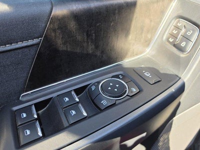 2023 Ford Super Duty F-350 SRW LARIAT 4WD Crew Cab 6.75' Box