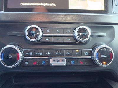 2023 Ford Super Duty F-350 SRW LARIAT 4WD Crew Cab 6.75' Box