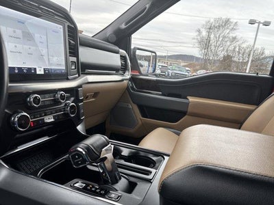 2023 Ford F-150 LARIAT 4WD SuperCrew 5.5' Box