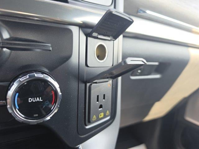 2024 Ford F-150 LARIAT 4WD SuperCrew 5.5' Box