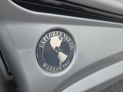 2021 Chevrolet Express Passenger 2500 Regular Wheelbase Rear-Wheel Drive 1LS