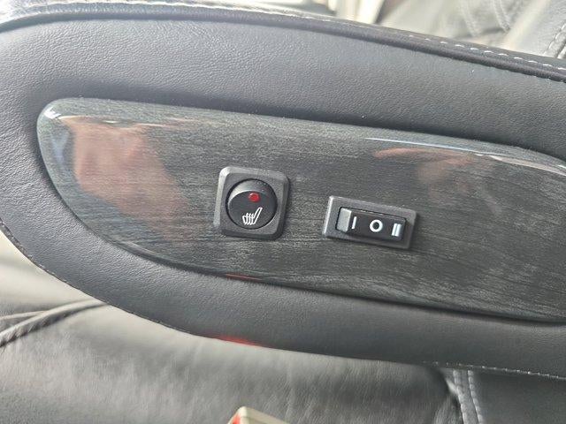 2021 Chevrolet Express Passenger 2500 Regular Wheelbase Rear-Wheel Drive 1LS