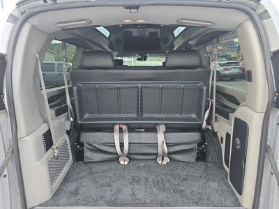 2021 Chevrolet Express Passenger 2500 Regular Wheelbase Rear-Wheel Drive 1LS