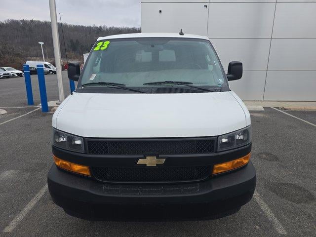 2023 Chevrolet Express Passenger 3500 Regular Wheelbase Rear-Wheel Drive 1LS