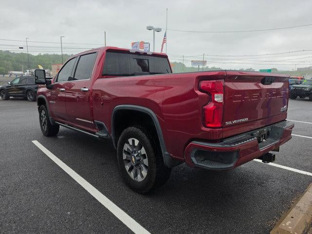 2022 Chevrolet Silverado 3500 HD Crew Cab Standard Box 4-Wheel Drive High Country