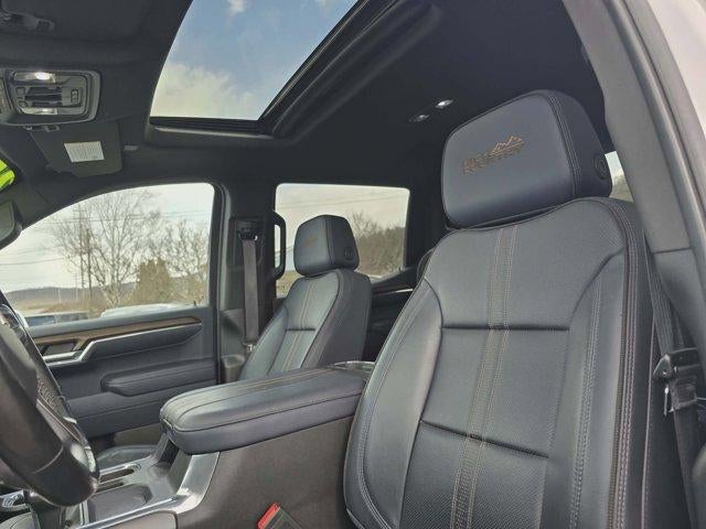 2024 Chevrolet Silverado 1500 Crew Cab Standard Box 4-Wheel Drive High Country