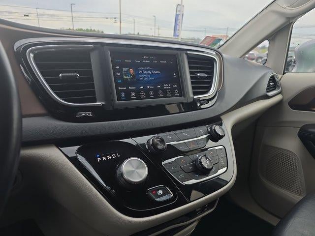 2018 Chrysler Pacifica Touring L FWD