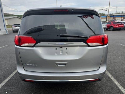 2018 Chrysler Pacifica Touring L FWD