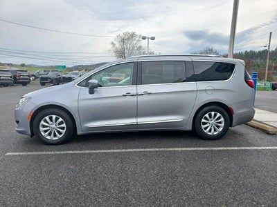 2018 Chrysler Pacifica Touring L FWD