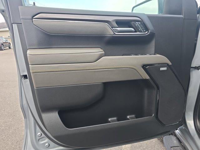 2023 Chevrolet Silverado 1500 Crew Cab Short Box 4-Wheel Drive ZR2