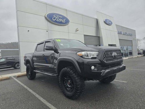 2018 Toyota Tacoma SR Double Cab 5' Bed V6 4x4 AT (GS)