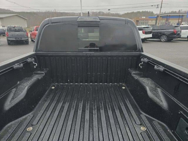 2018 Toyota Tacoma SR Double Cab 5' Bed V6 4x4 AT (GS)