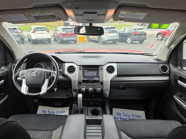 2017 Toyota Tundra 4WD 4WD SR5 CrewMax 5.5' Bed 5.7L (SE)