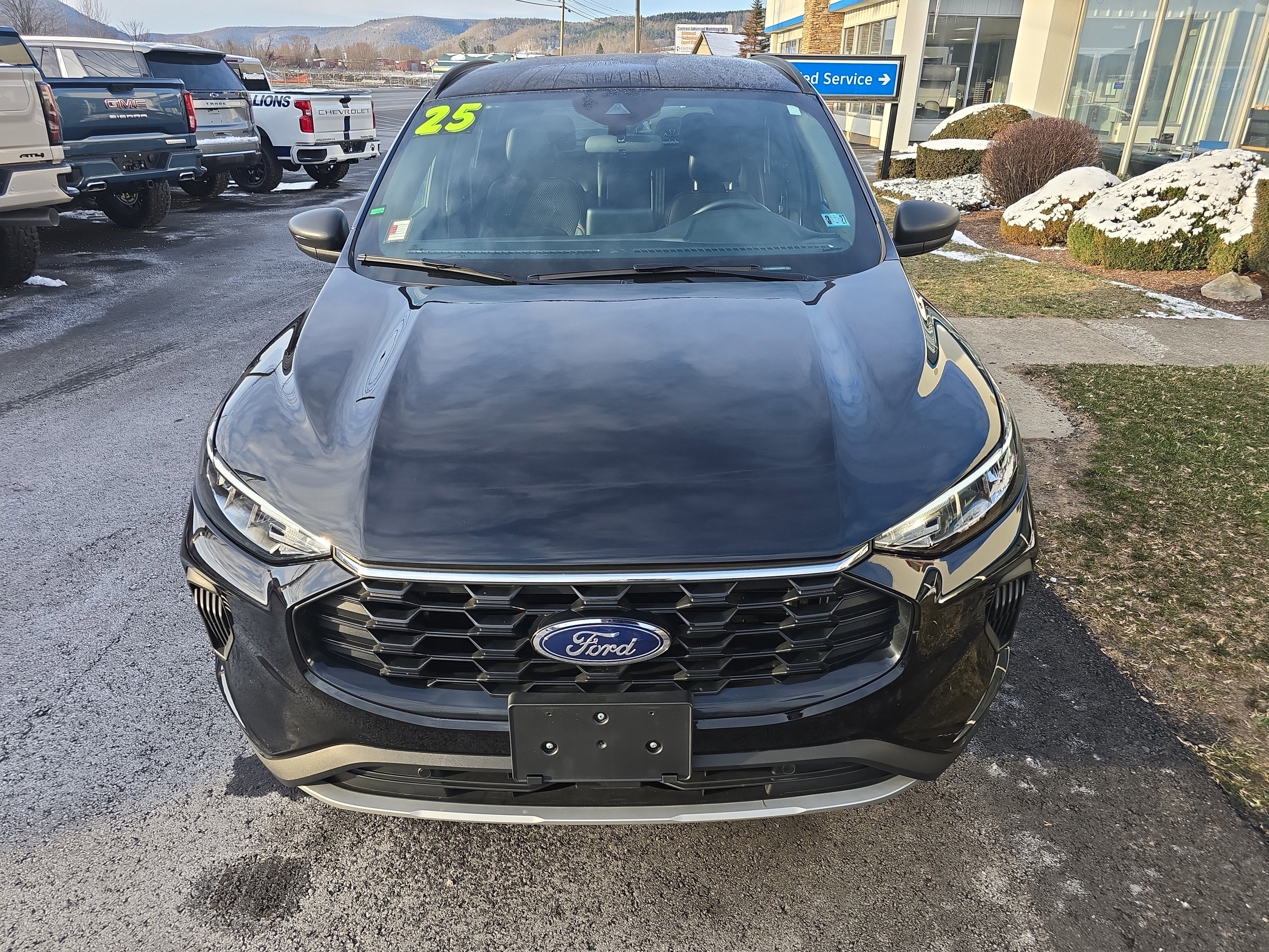 2025 Ford Escape ST-Line