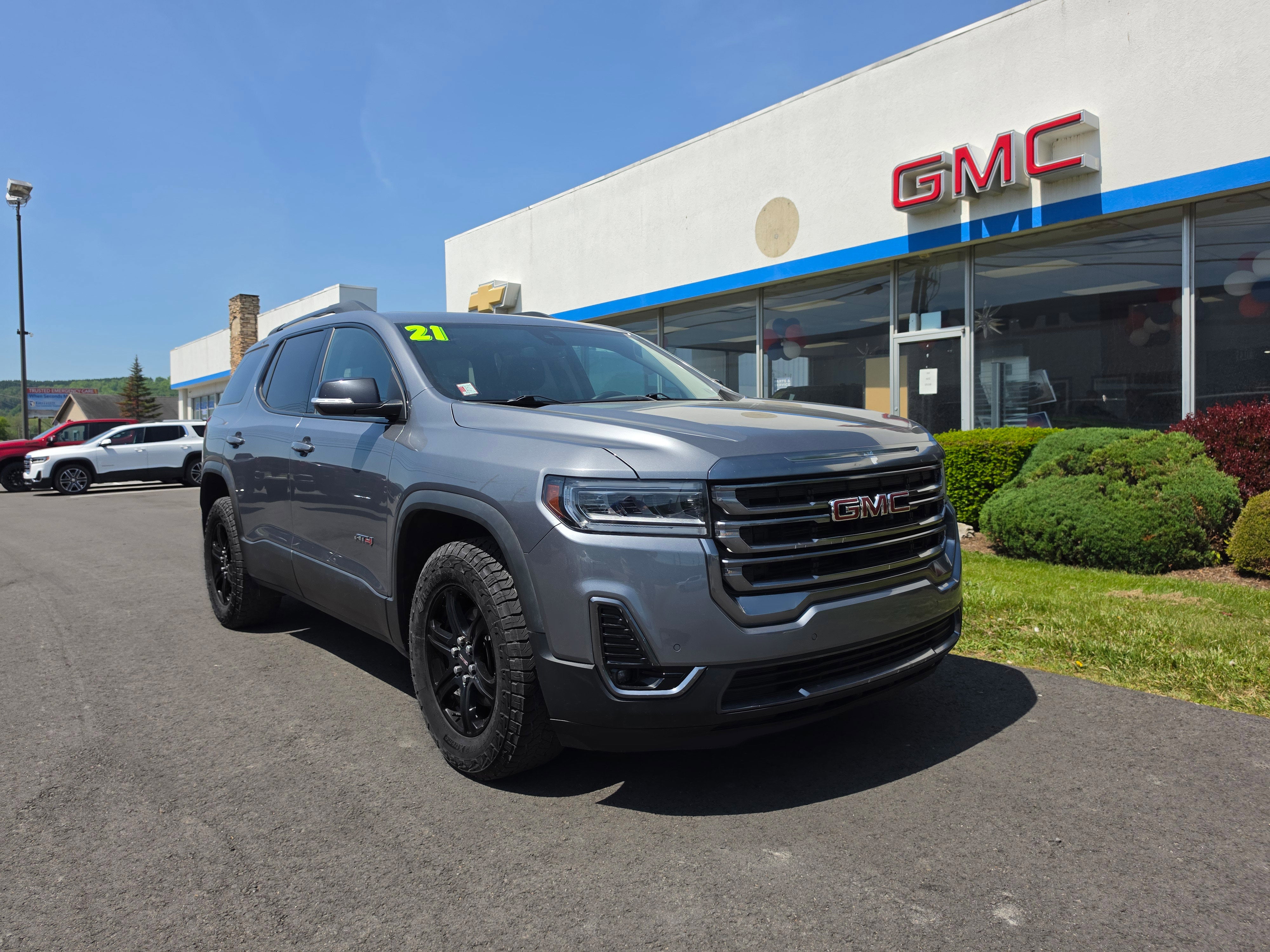 2021 GMC Acadia AT4