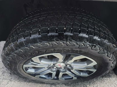 2024 GMC Canyon AT4