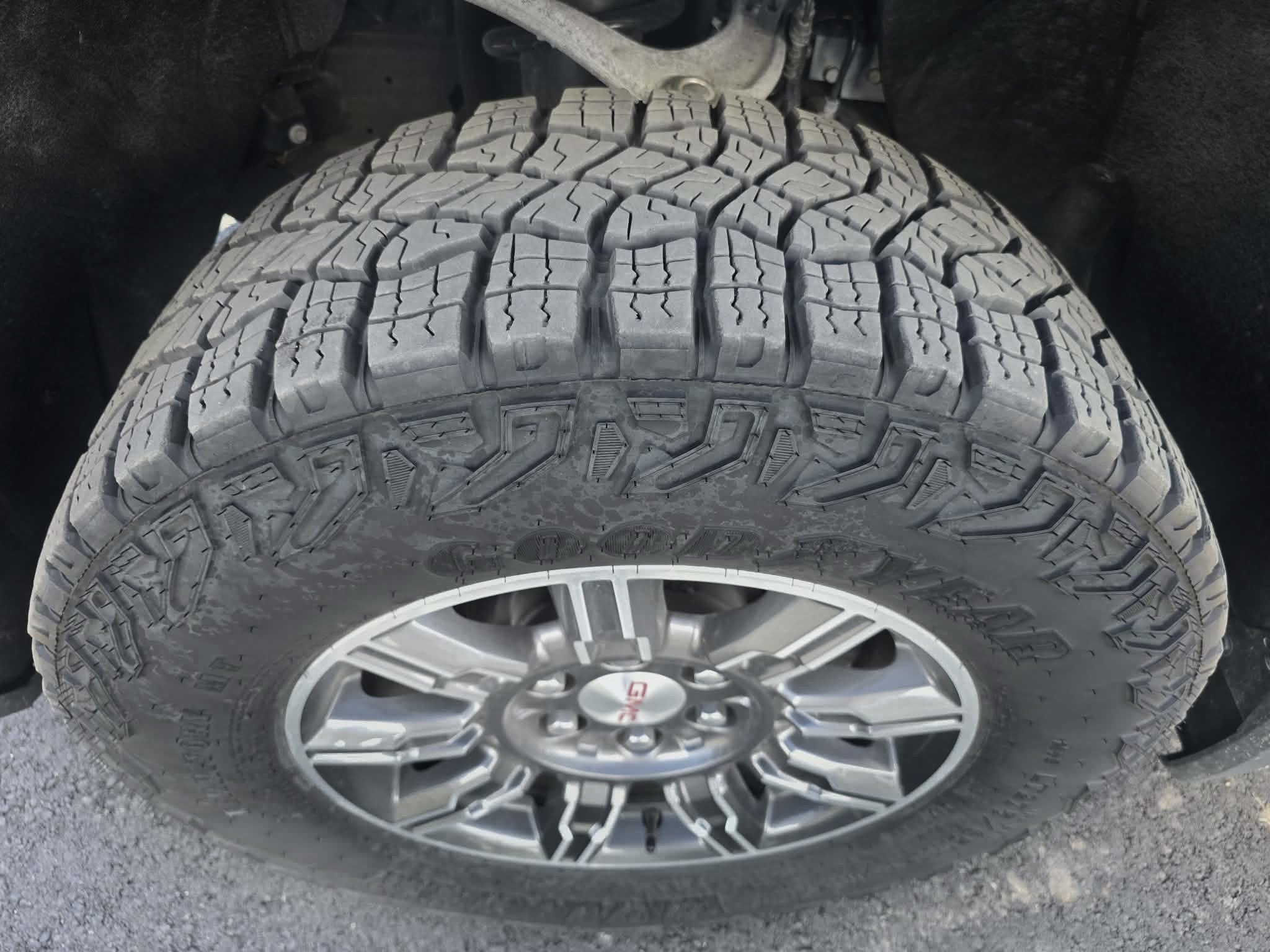 2025 GMC Sierra 1500 AT4