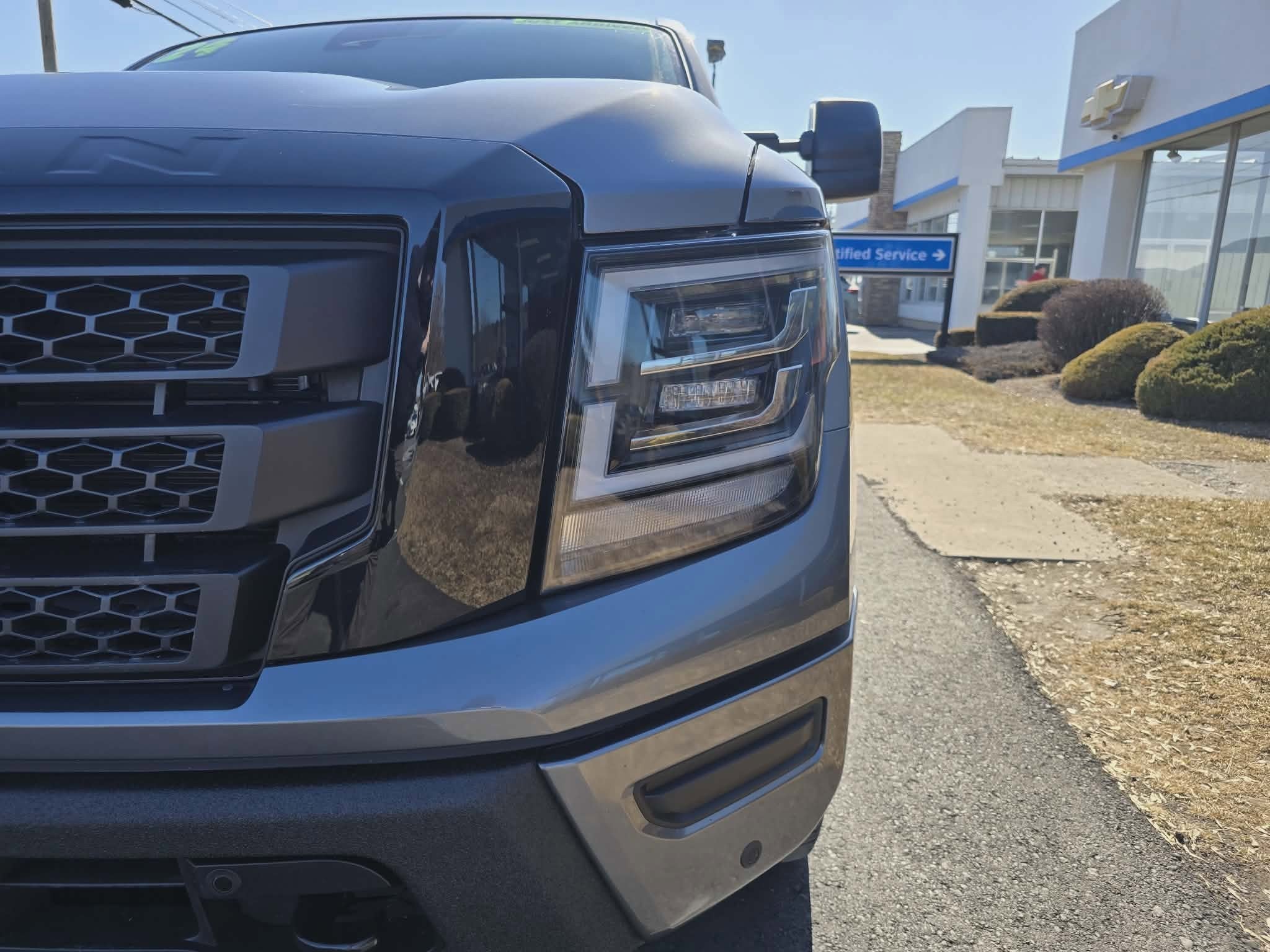 2024 Nissan Titan SV