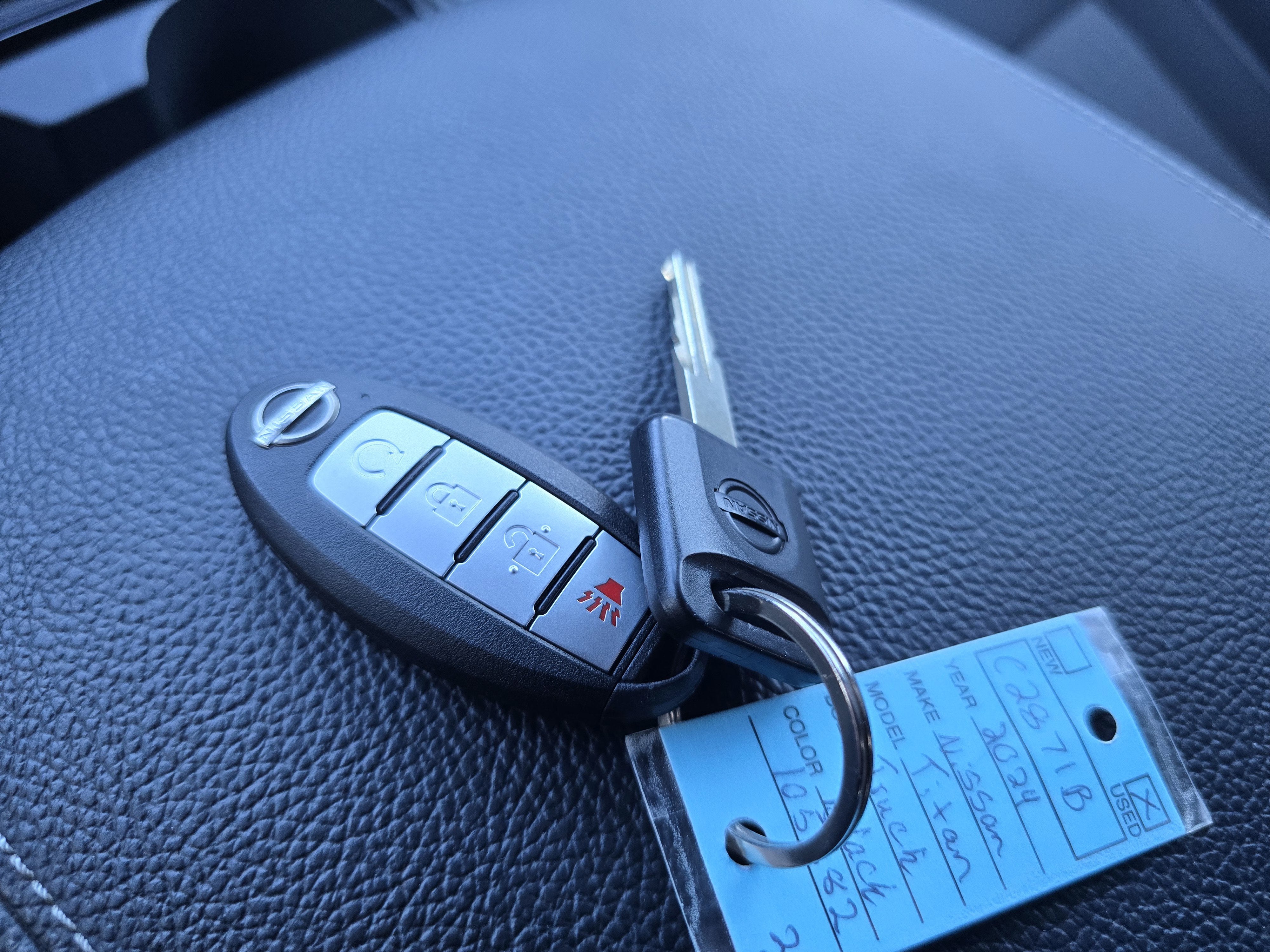 2024 Nissan Titan SV