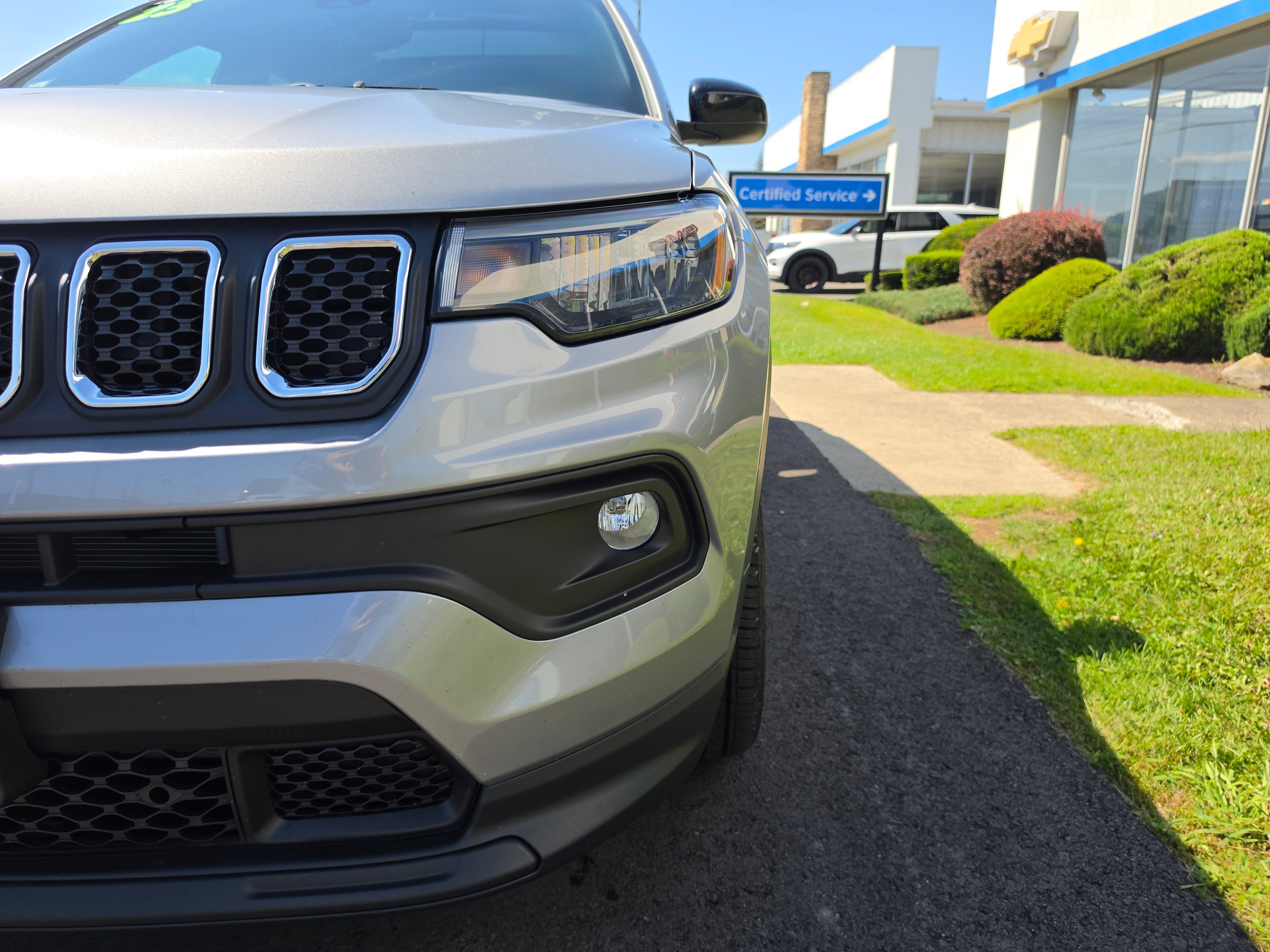 2023 Jeep Compass Latitude Lux