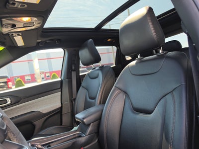 2023 Jeep Compass Latitude Lux