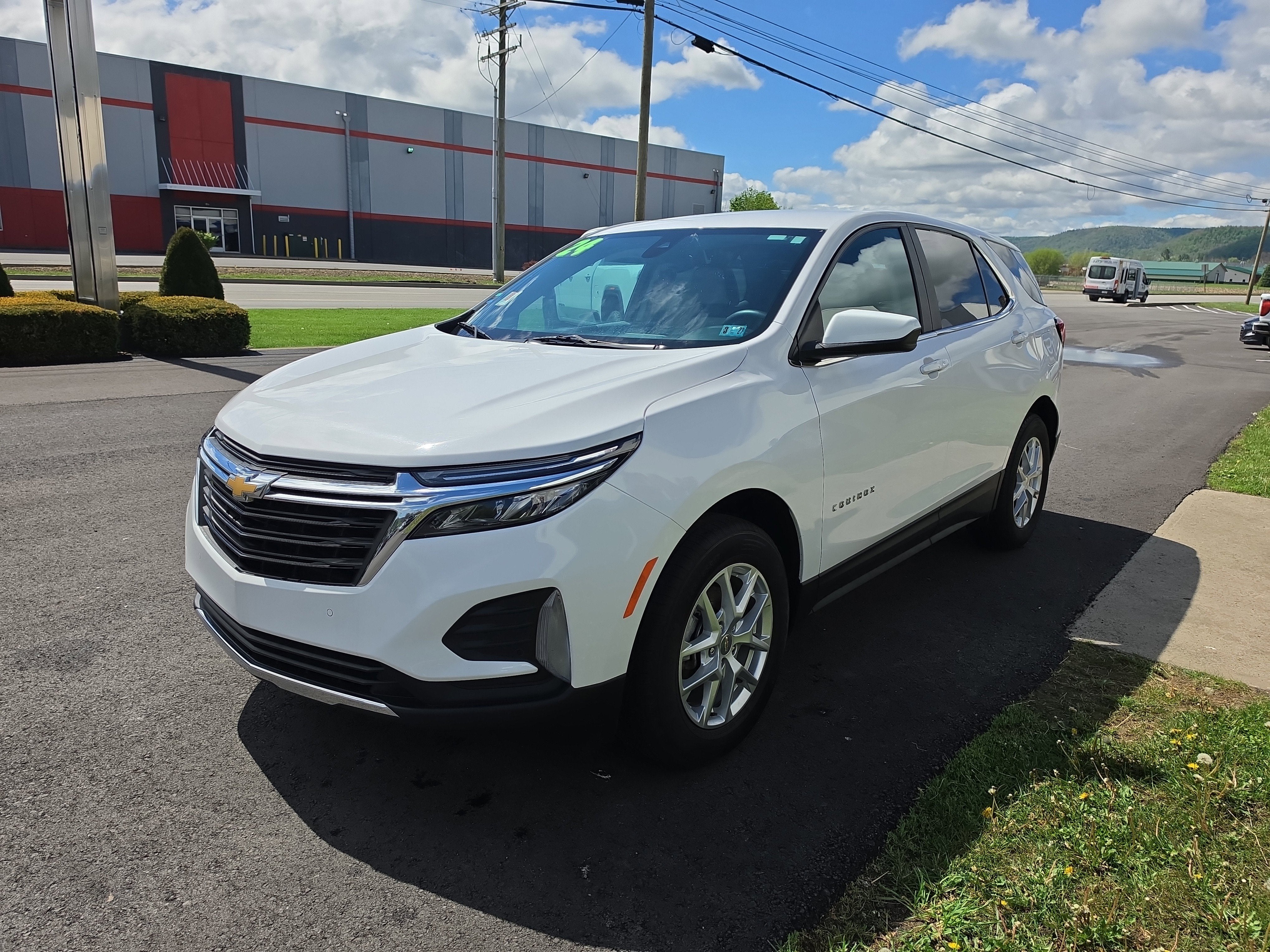 2024 Chevrolet Equinox LT