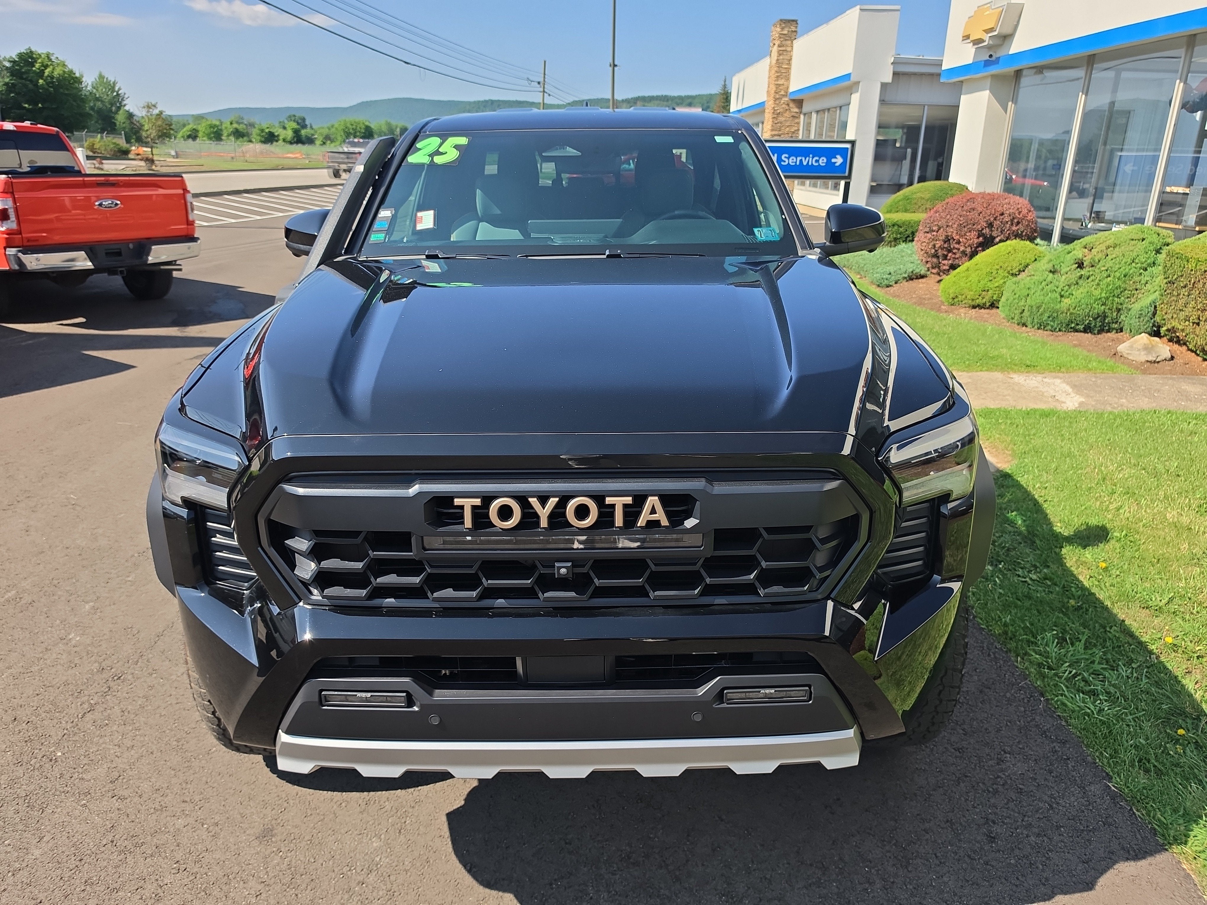 2025 Toyota Tacoma 4WD TRD Sport Hybrid