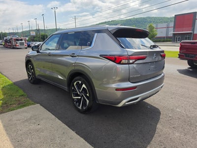 2022 Mitsubishi Outlander SEL