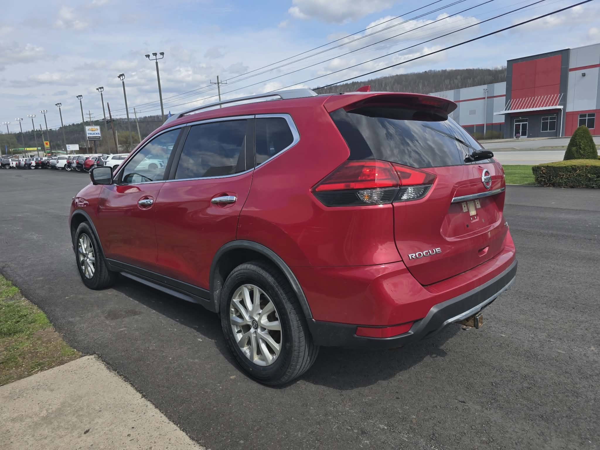 2017 Nissan Rogue SV