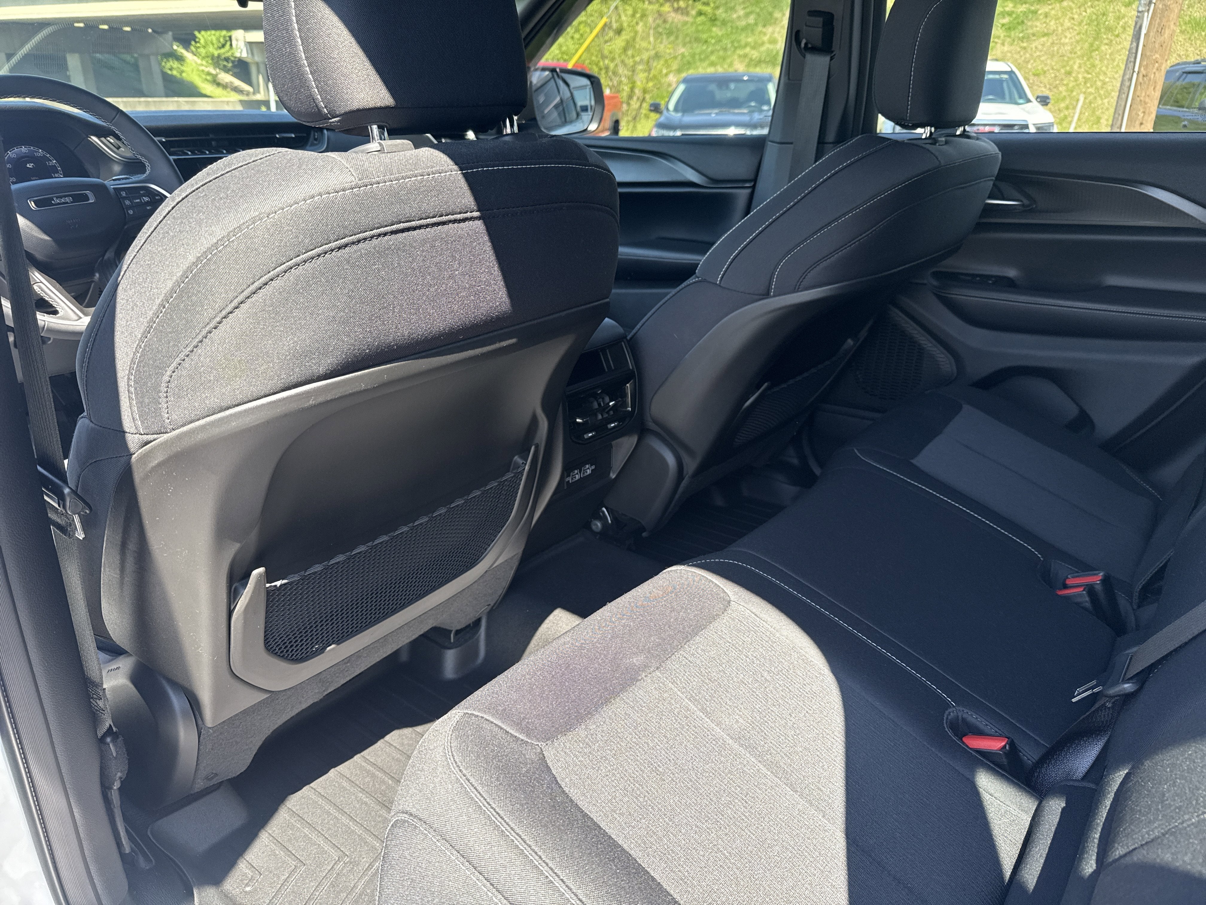 2024 Jeep Grand Cherokee Laredo X