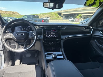 2024 Jeep Grand Cherokee Laredo X