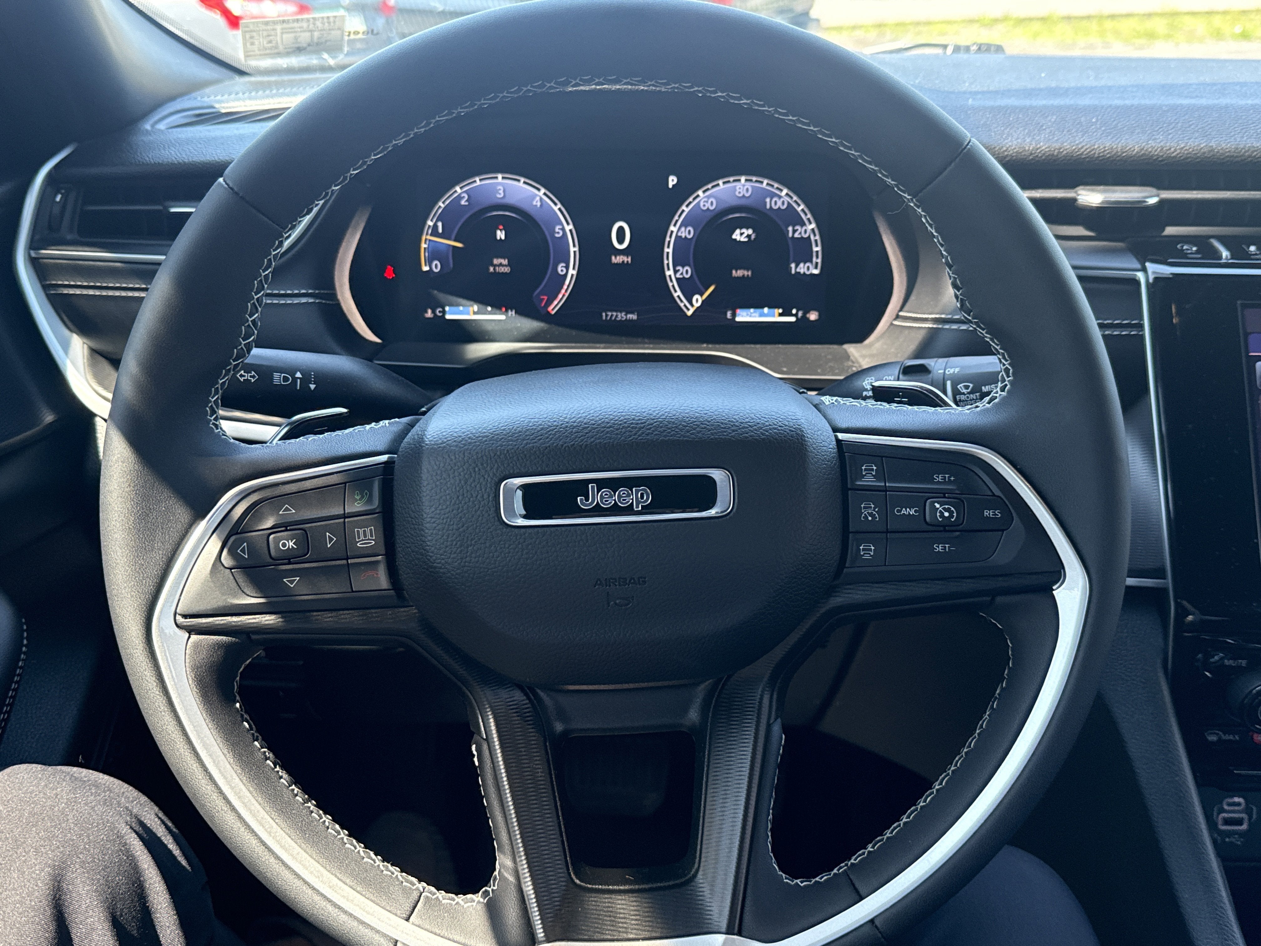 2024 Jeep Grand Cherokee Laredo X