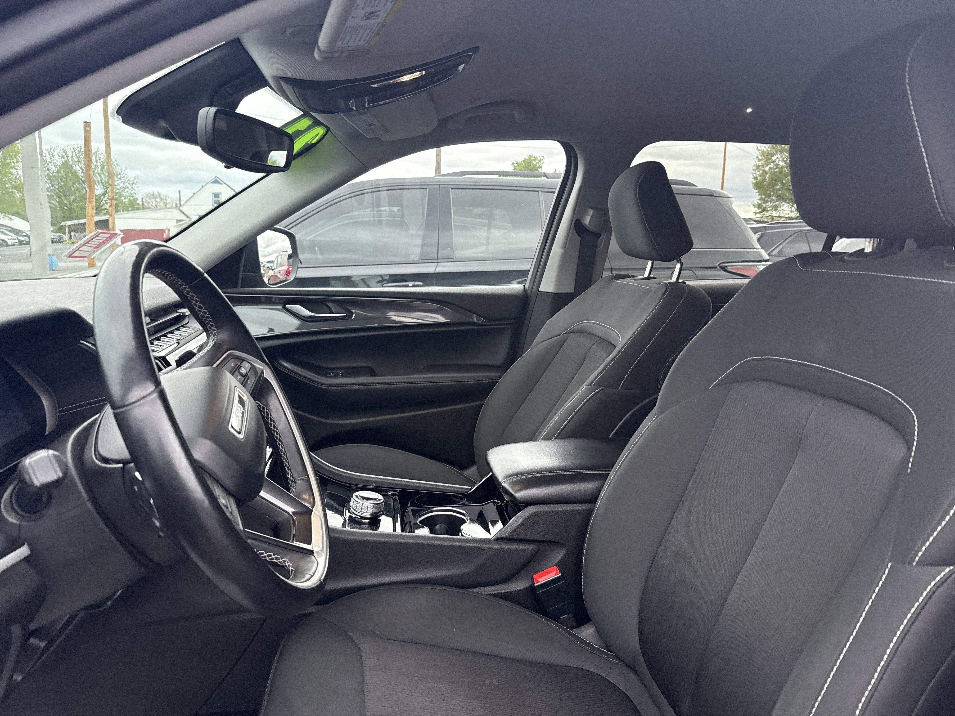 2021 Jeep Grand Cherokee L Laredo